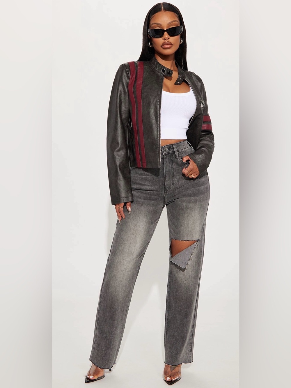 Distressed Straight Leg Jeans